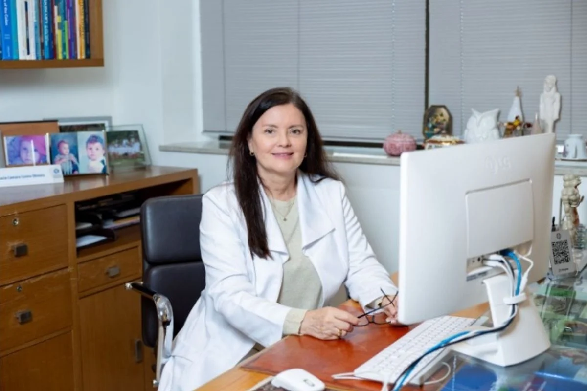 Dra. Lucia de Oliveira
